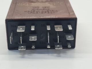 bontott VW GOLF IV Ablaktörlő Relé