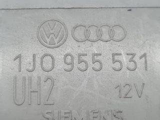 bontott VW GOLF IV Ablaktörlő Relé