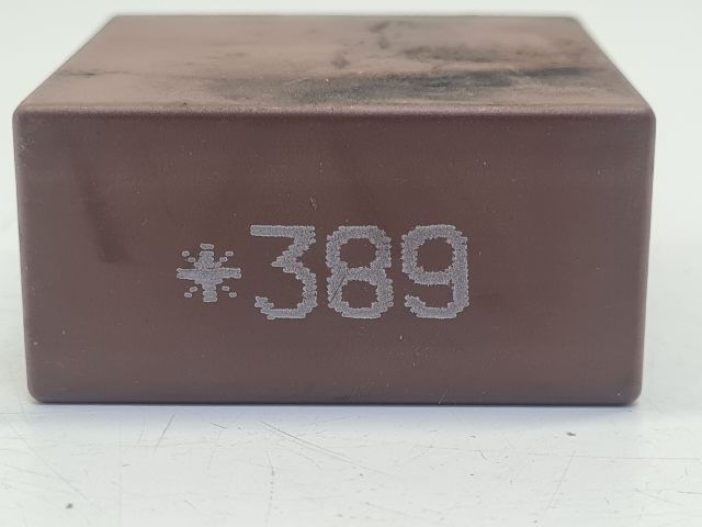 bontott VW GOLF IV Ablaktörlő Relé