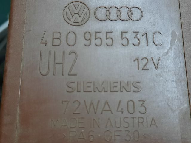 bontott VW GOLF IV Ablaktörlő Relé