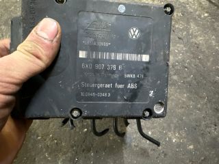 bontott VW GOLF IV ABS Kocka