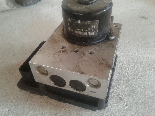 bontott VW GOLF IV ABS Kocka