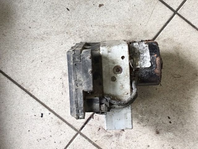 bontott VW GOLF IV ABS Kocka