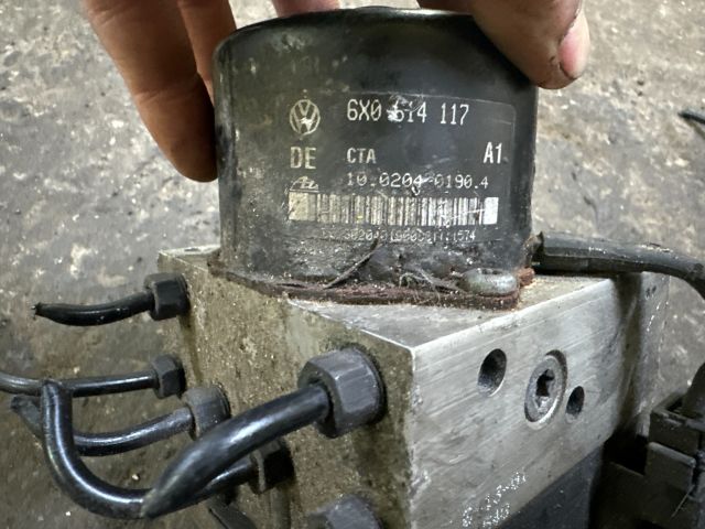 bontott VW GOLF IV ABS Kocka