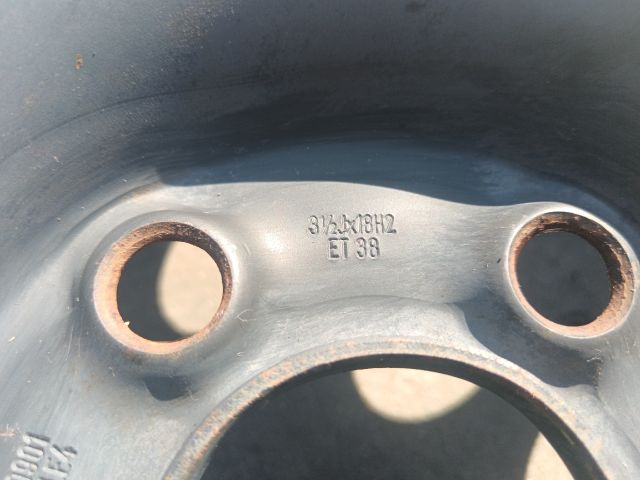 bontott VW GOLF IV Acélfelni Gumival (1 db)