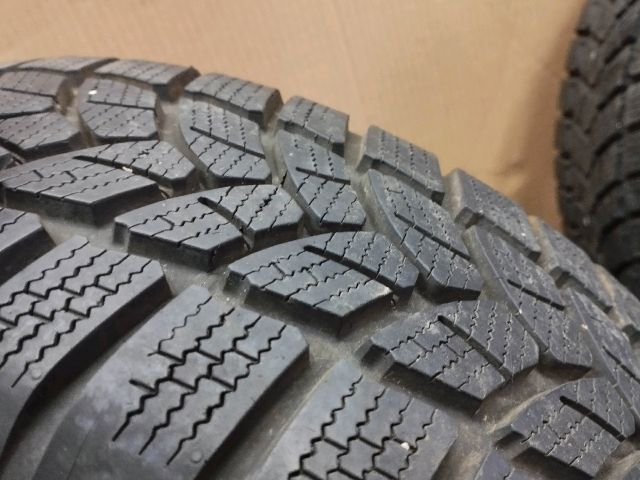 bontott VW GOLF IV Acélfelni Pár Gumival