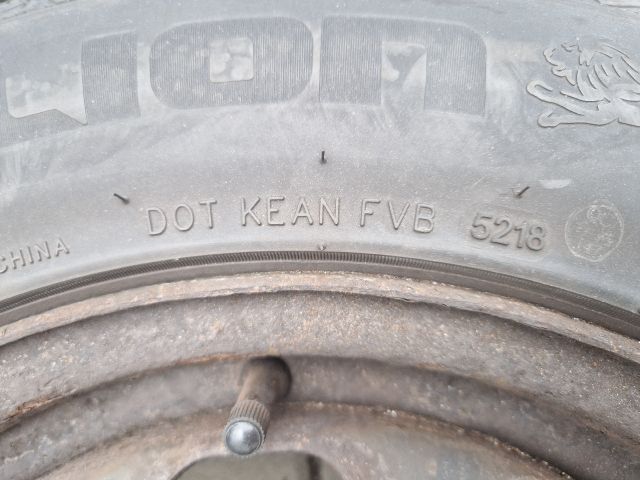 bontott VW GOLF IV Acélfelni Pár Gumival