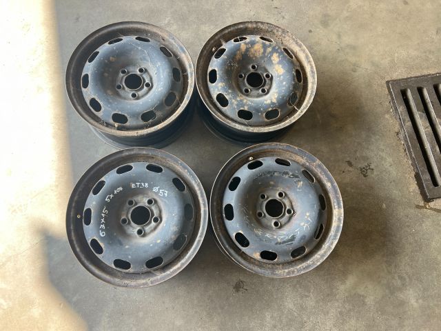 bontott VW GOLF IV Acélfelni Szett