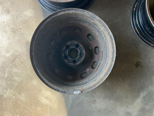 bontott VW GOLF IV Acélfelni Szett