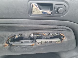 bontott VW GOLF IV Ajtó Kárpit Szett