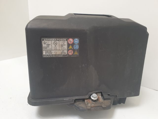 bontott VW GOLF IV Akkumulátor Tartó