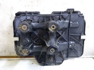 bontott VW GOLF IV Akkumulátor Tartó