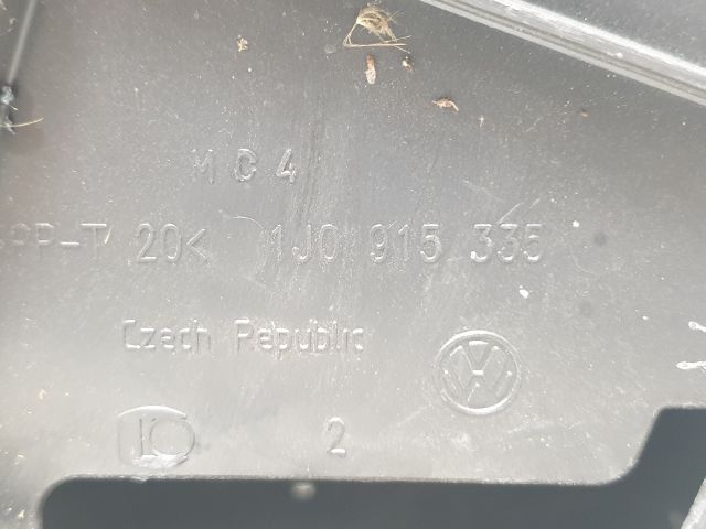 bontott VW GOLF IV Akkumulátor Tartó