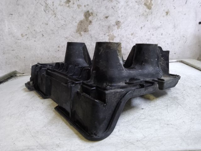 bontott VW GOLF IV Akkumulátor Tartó