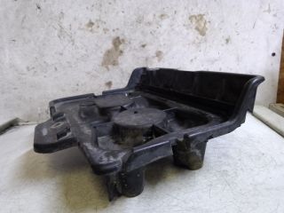 bontott VW GOLF IV Akkumulátor Tartó