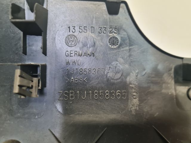 bontott VW GOLF IV Alsó Kormányoszlop Burkolat