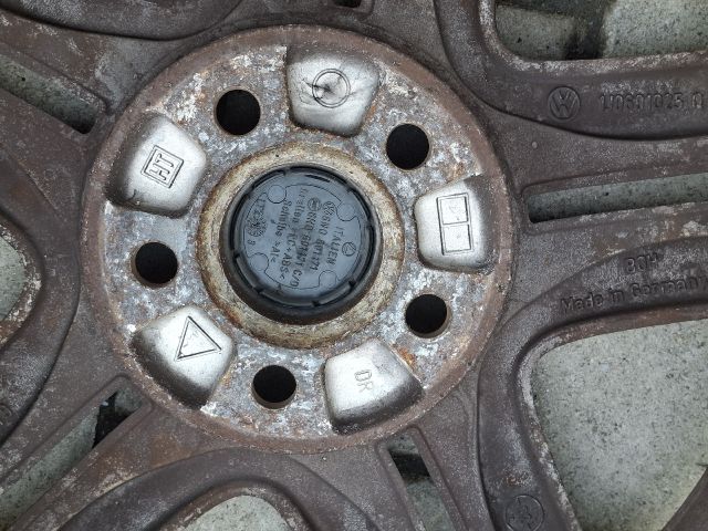 bontott VW GOLF IV Alufelni (1 db)