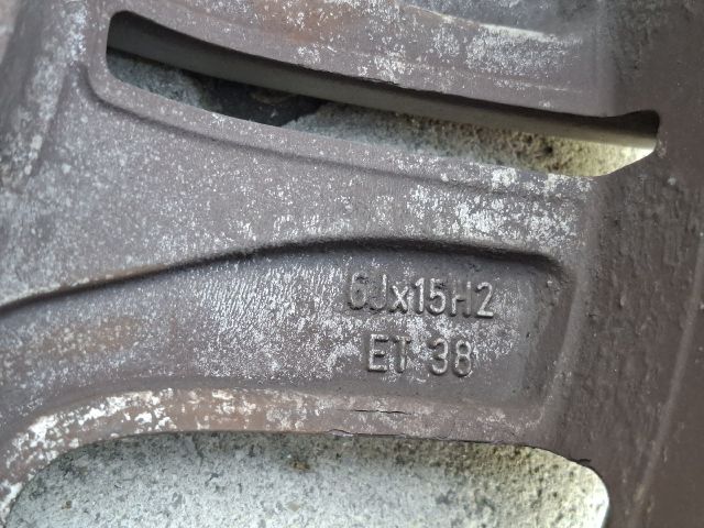 bontott VW GOLF IV Alufelni (1 db)