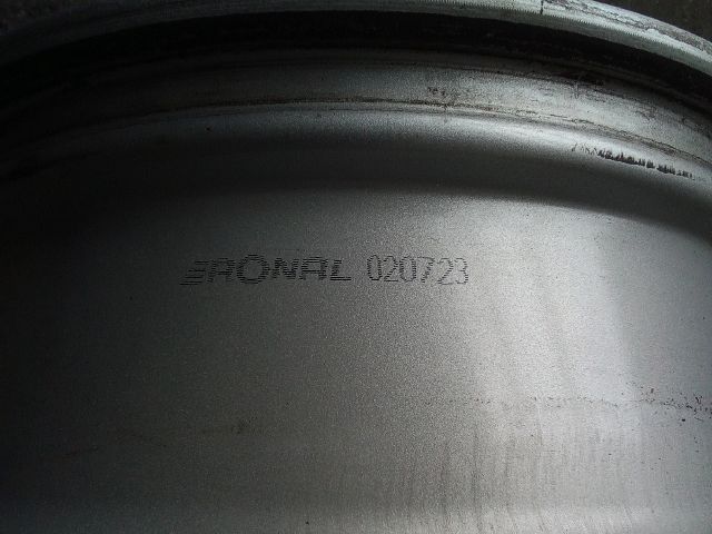 bontott VW GOLF IV Alufelni (1 db)