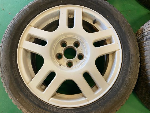 bontott VW GOLF IV Alufelni Szett Gumival