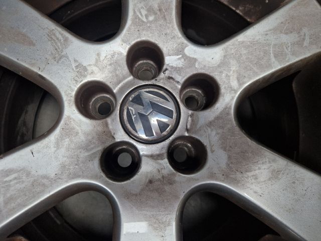 bontott VW GOLF IV Alufelni Szett Gumival