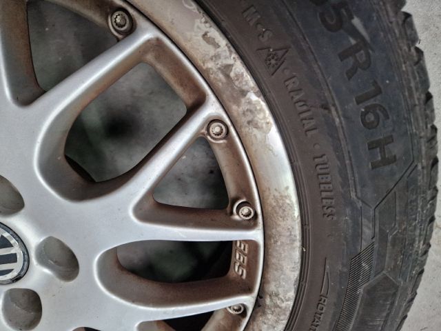 bontott VW GOLF IV Alufelni Szett Gumival