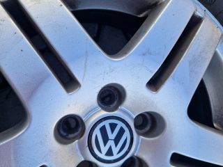 bontott VW GOLF IV Alufelni Szett Gumival