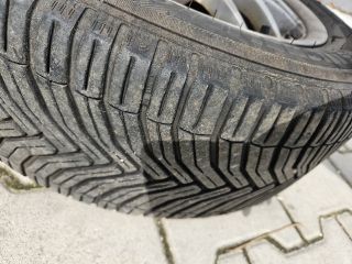 bontott VW GOLF IV Alufelni Szett Gumival