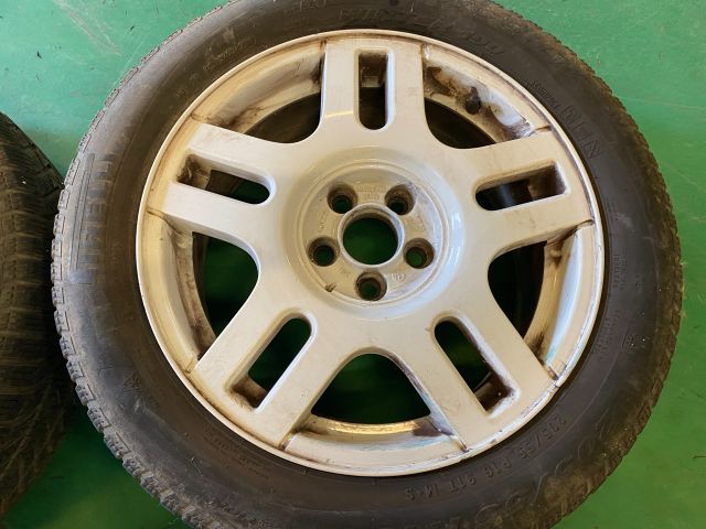 bontott VW GOLF IV Alufelni Szett Gumival