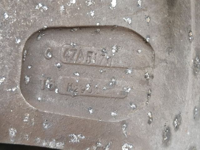 bontott VW GOLF IV Alufelni Szett Gumival