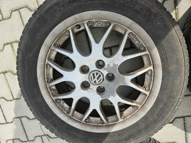 bontott VW GOLF IV Alufelni Szett Gumival