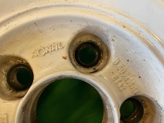 bontott VW GOLF IV Alufelni Szett Gumival