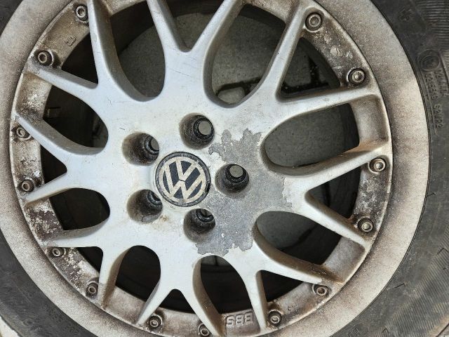 bontott VW GOLF IV Alufelni Szett Gumival