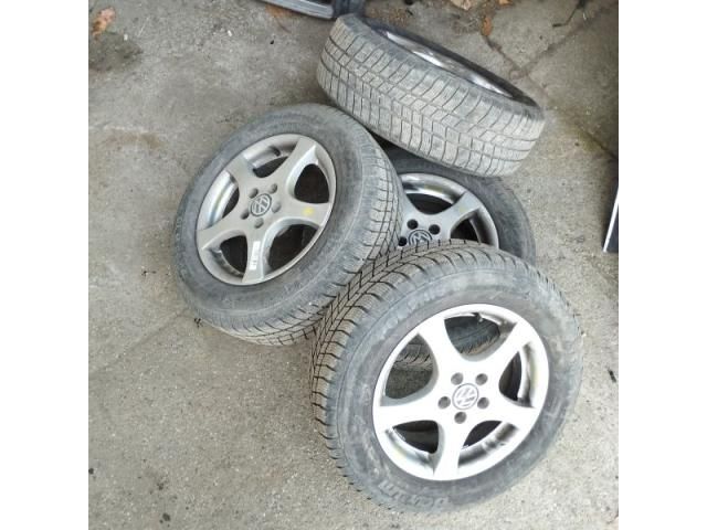 bontott VW GOLF IV Alufelni Szett Gumival