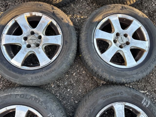 bontott VW GOLF IV Alufelni Szett Gumival