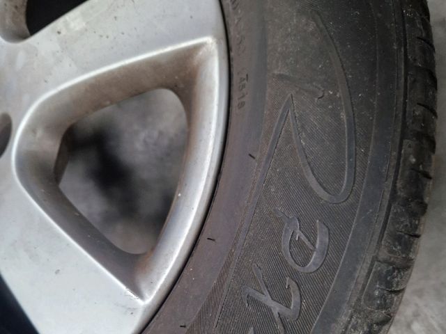 bontott VW GOLF IV Alufelni Szett Gumival