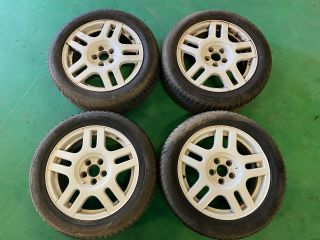 bontott VW GOLF IV Alufelni Szett Gumival