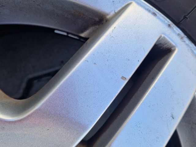bontott VW GOLF IV Alufelni Szett Gumival