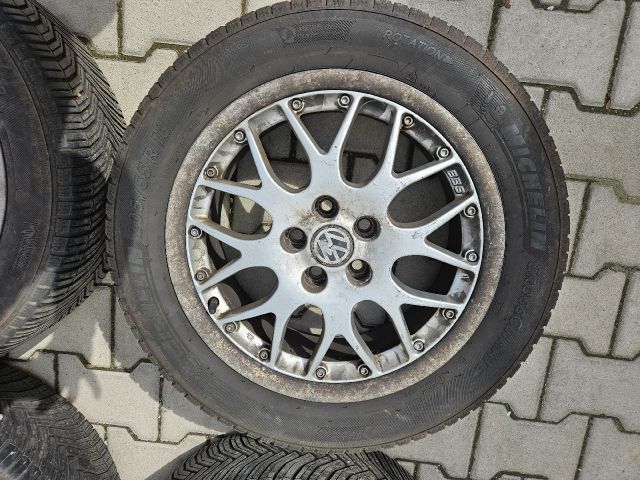 bontott VW GOLF IV Alufelni Szett Gumival