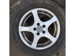 bontott VW GOLF IV Alufelni Szett Gumival