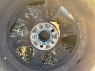 bontott VW GOLF IV Alufelni Szett Gumival