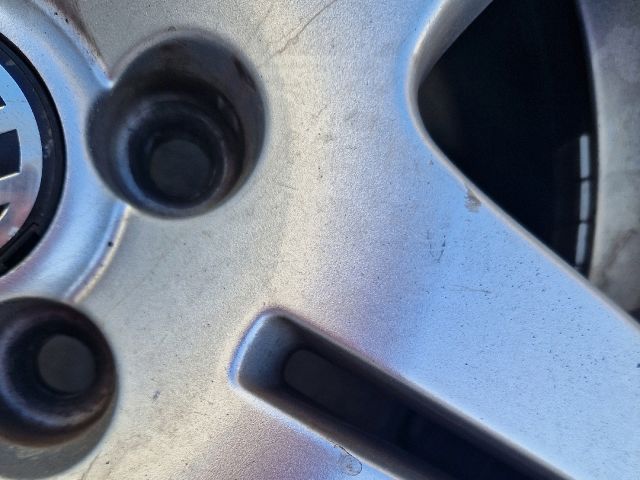 bontott VW GOLF IV Alufelni Szett Gumival