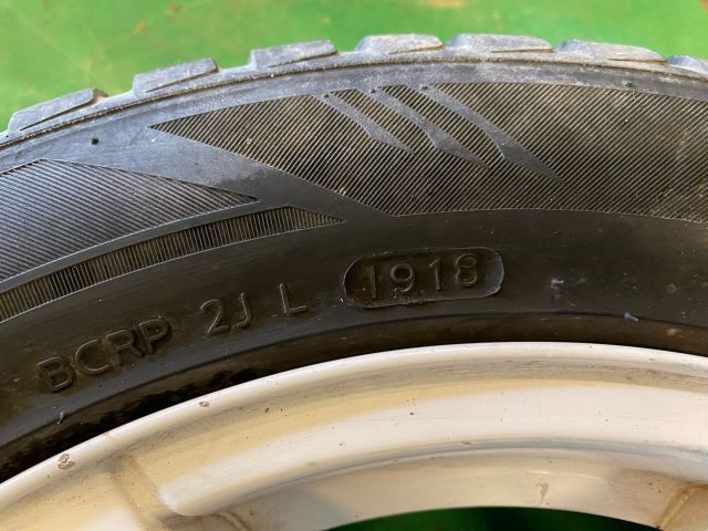 bontott VW GOLF IV Alufelni Szett Gumival