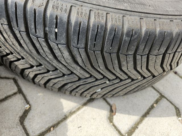 bontott VW GOLF IV Alufelni Szett Gumival