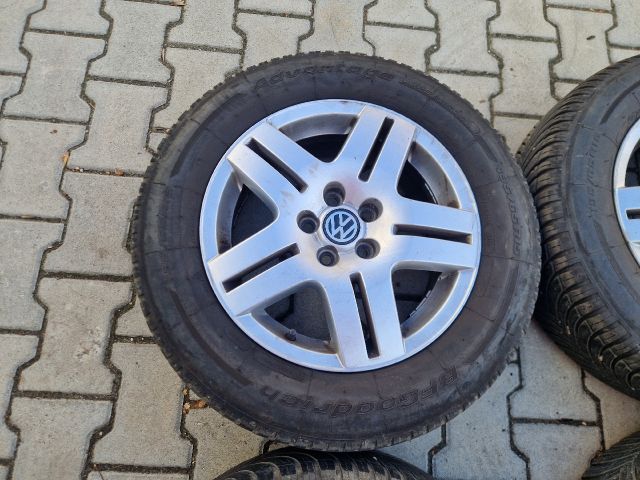 bontott VW GOLF IV Alufelni Szett Gumival
