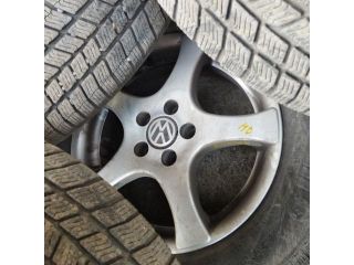 bontott VW GOLF IV Alufelni Szett Gumival