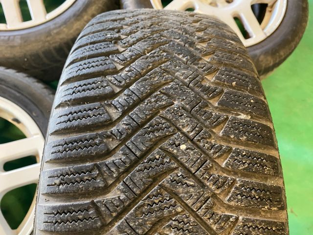 bontott VW GOLF IV Alufelni Szett Gumival