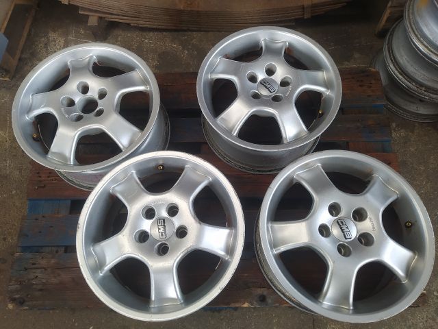 bontott VW GOLF IV Alufelni Szett