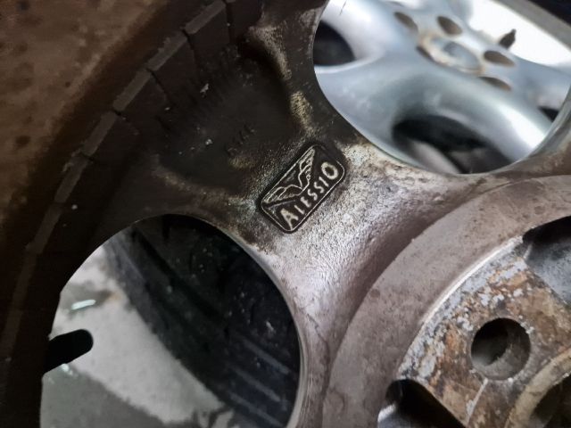 bontott VW GOLF IV Alufelni Szett