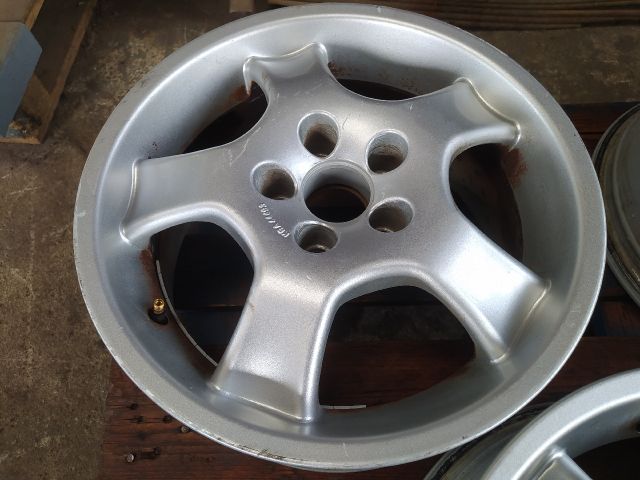 bontott VW GOLF IV Alufelni Szett